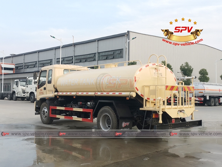 Water Sraying Truck ISUZU - LB